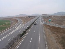 高速公路匝道 公路工程建筑的精细脉络